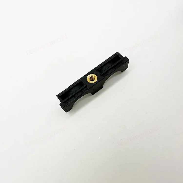特诚科技PEEK精密注塑件实拍 1
